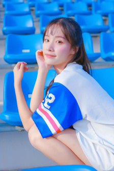 国产乱真实伦精彩对白在线